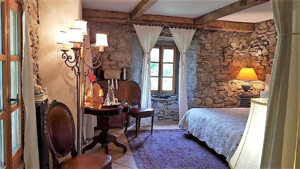 Domaine De Lara Bed & Breakfast Барселонет Екстериор снимка