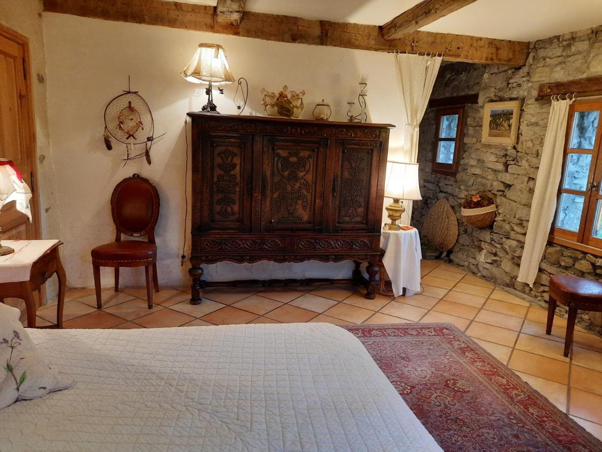Domaine De Lara Bed & Breakfast Барселонет Екстериор снимка