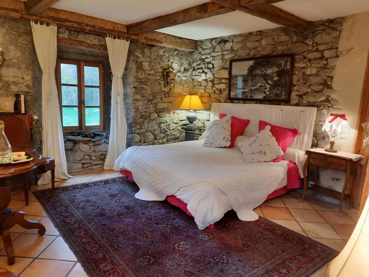 Domaine De Lara Bed & Breakfast Барселонет Екстериор снимка