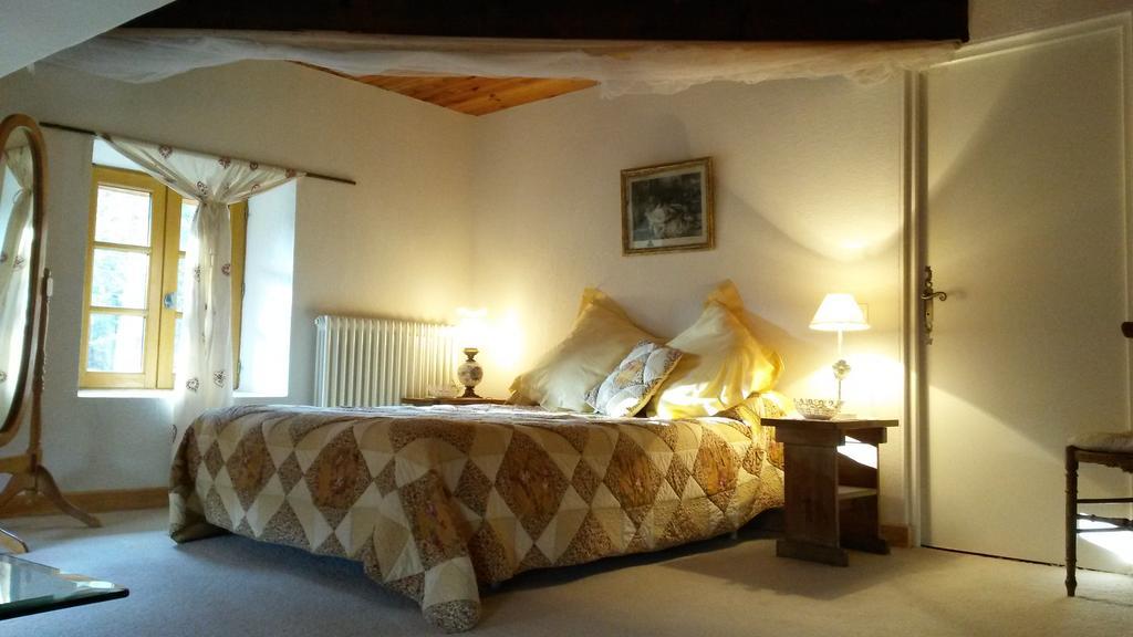 Domaine De Lara Bed & Breakfast Барселонет Стая снимка