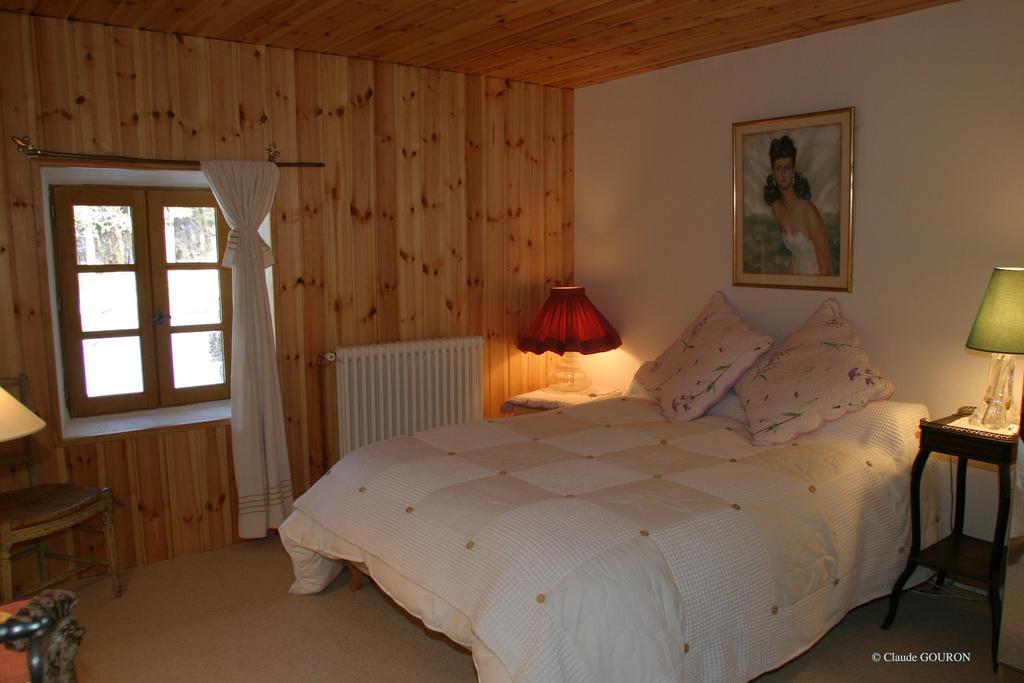 Domaine De Lara Bed & Breakfast Барселонет Екстериор снимка