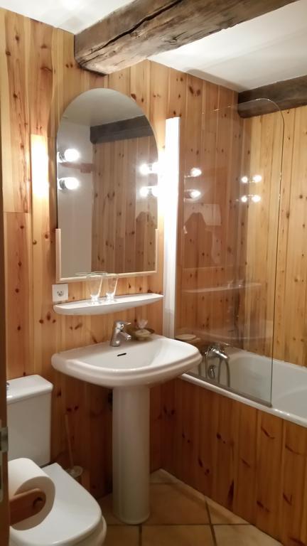 Domaine De Lara Bed & Breakfast Барселонет Екстериор снимка
