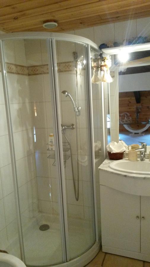 Domaine De Lara Bed & Breakfast Барселонет Екстериор снимка