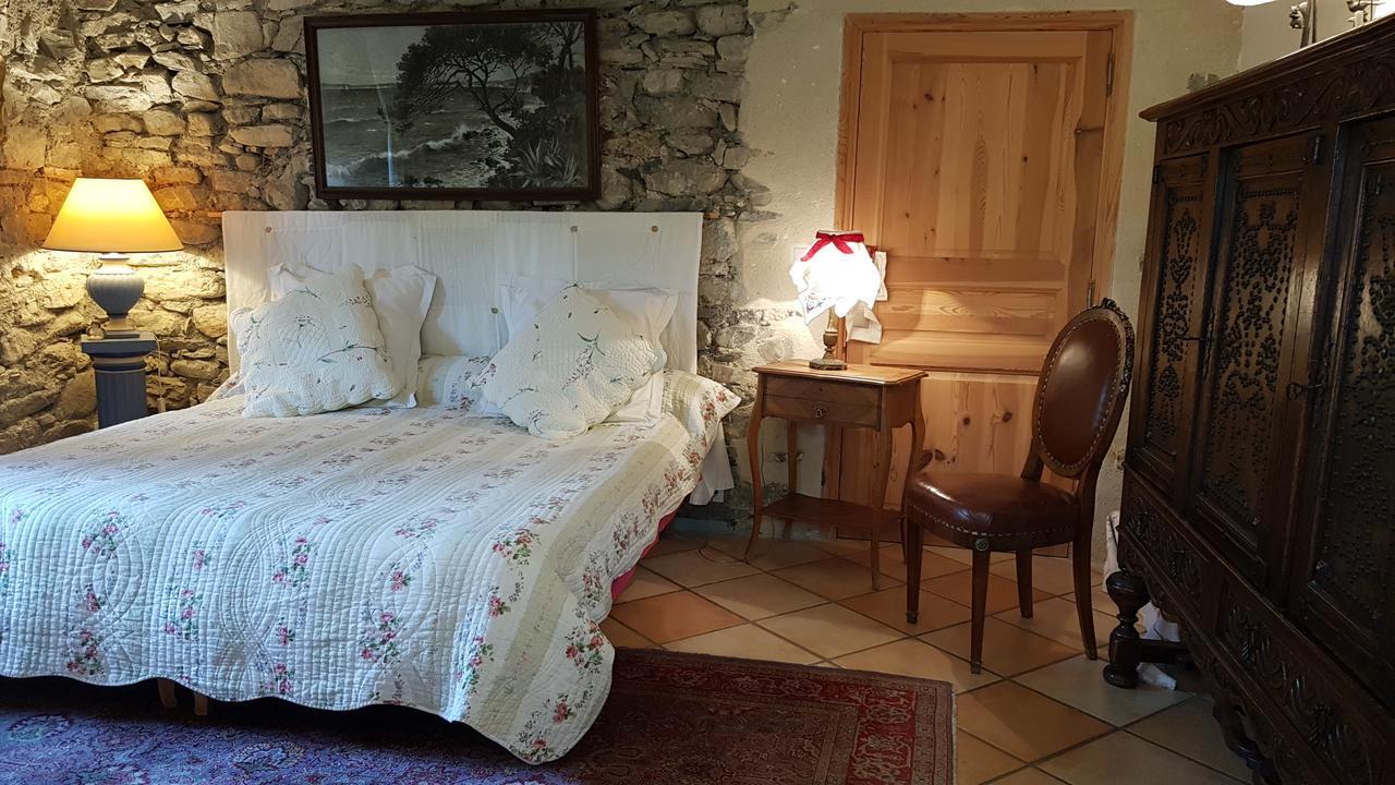Domaine De Lara Bed & Breakfast Барселонет Екстериор снимка